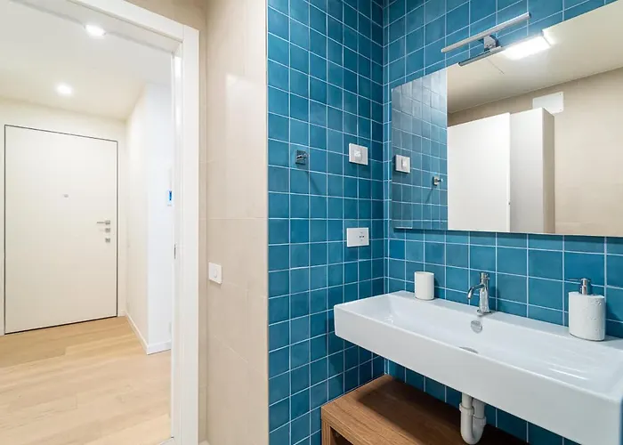 Waterfront Experience