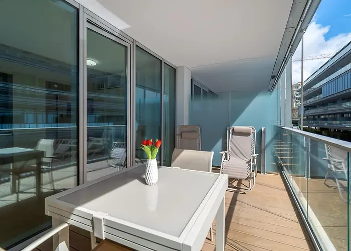 Waterfront Experience * Genua