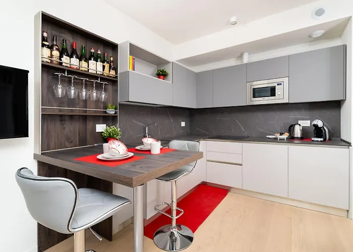 Waterfront Experience *